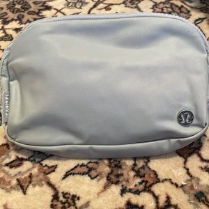 LULULEMON EVERYWHERE BELT BAG